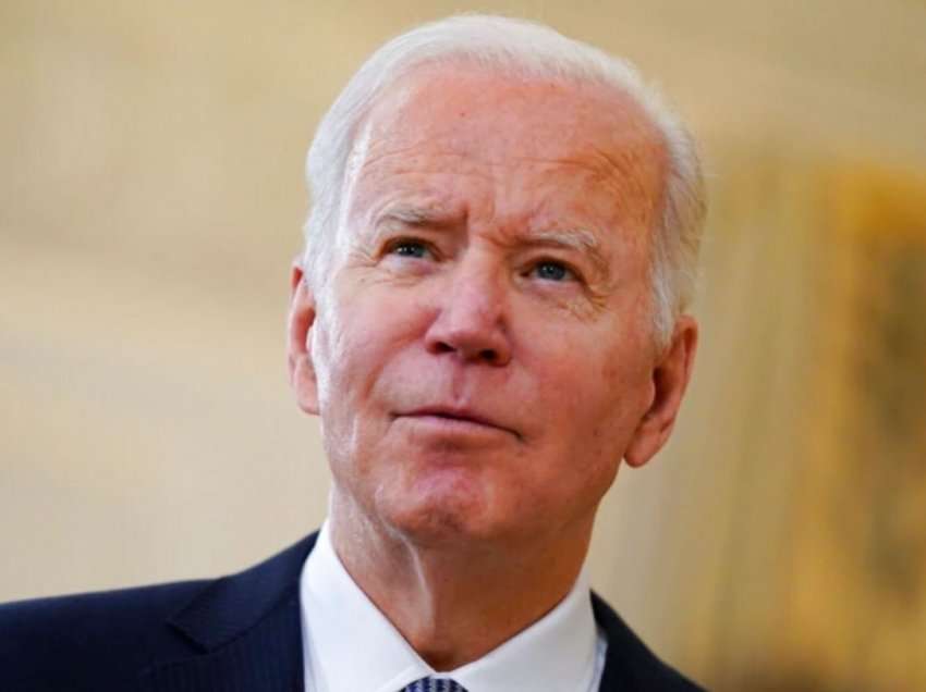 Presidenti Biden premton shpërndarjen falas të maskave dhe testeve në shtëpi të COVID-it