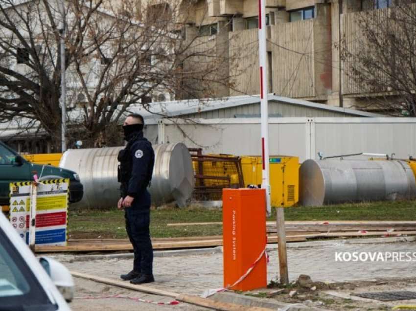 ​Policia kap në flagrancë hajdutët në Mitrovicë