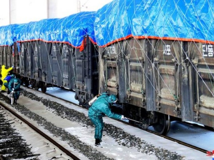 Një tren i Koresë së Veriut hyn në Kinë për herë të parë që nga viti 2020