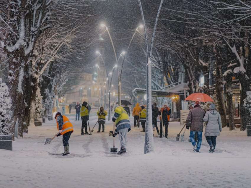Temperaturat do arrijnë -20/ Ministrja-shqiptarëve: Mos shpërdoroni energjinë elektrike