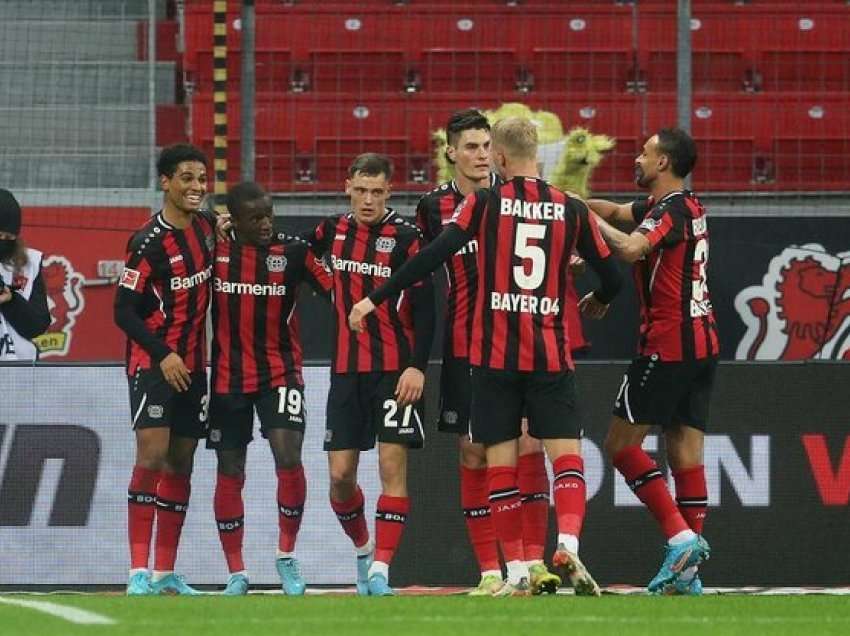 Zeqiri me Augsburgun pësojnë humbje të thellë në Leverkusen