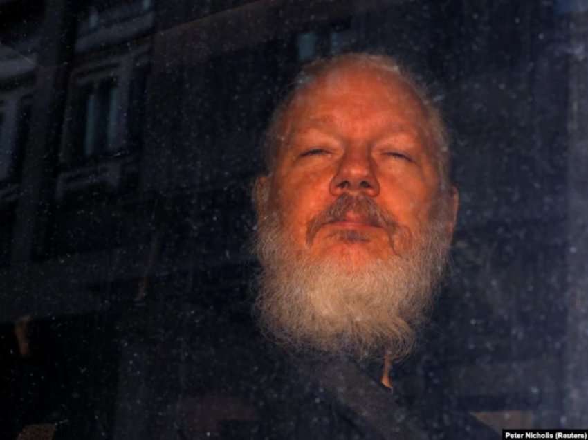 Julian Assange fiton leje për të apeluar ekstradimin në SHBA