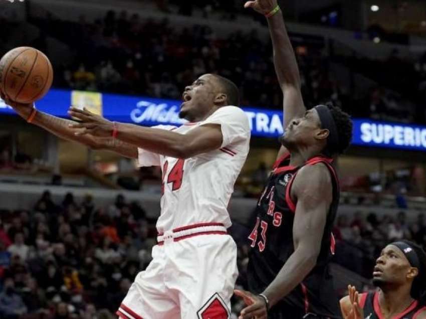 Miami Heat dhe Bulls vazhdojnë me fitore në NBA