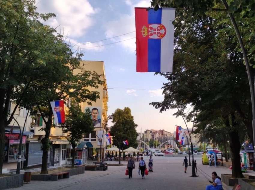 Autoritetet serbe i ndalojnë pushimet në veri të Kosovës, shkak “situata politike”