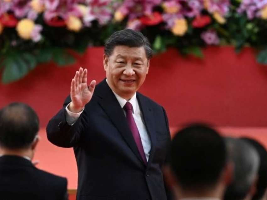 Xi Jinping: Nuk ka nevojë të ndryshohet sistemi qeverisës i Hong Kongut