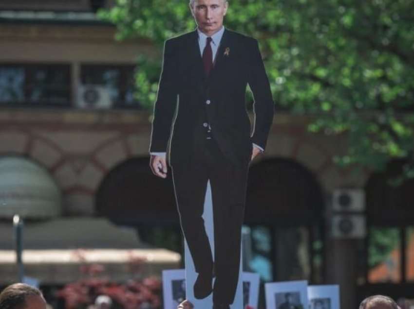 “Kulti i Putinit më i lartë se ai i Vuçiçit”, ukrainasja rrëfen arsyet e divorcit nga bashkëshorti serb