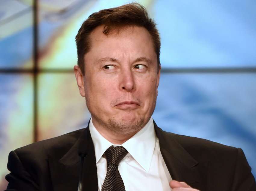 Musk i rikthehet marrëveshjes për blerjen e Twitter-it