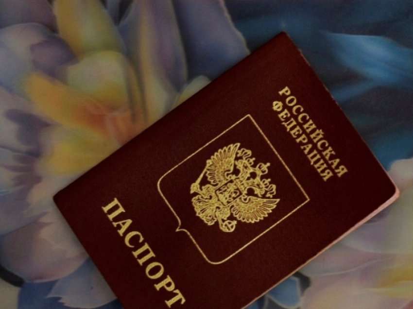 Putin dekret për pasaporta ruse me procedurë të përshpejtuar për ukrainasit