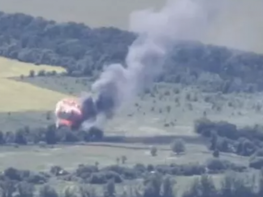 Forcat ukrainase hedhin në erë tre tanke ruse në një seri sulmesh