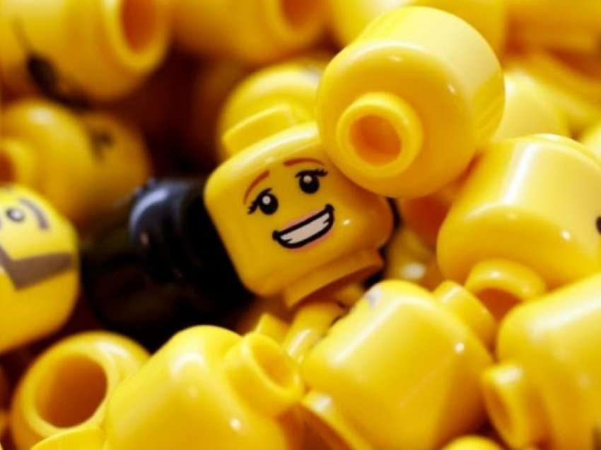 ​Lego tërhiqet nga Rusia