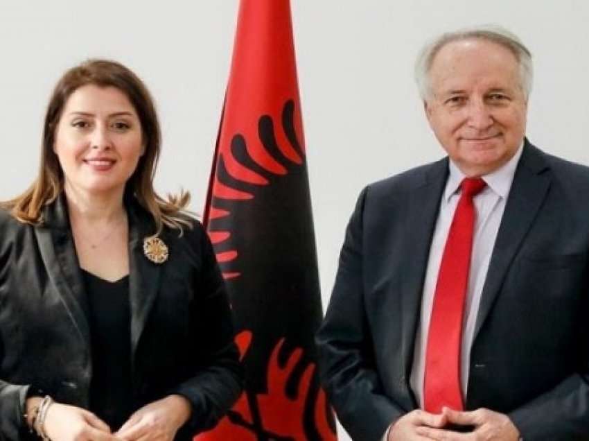 ​Shqipëria do të trajtojë pacientët me kancer nga Kosova