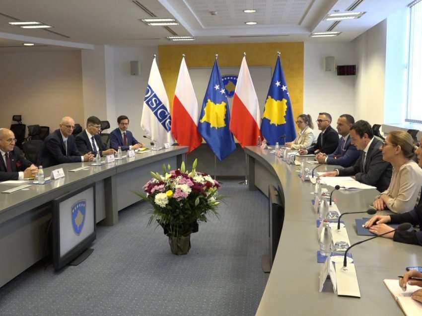 Kryesuesi i OSBE-së zhvillon takime me liderët e Kosovës