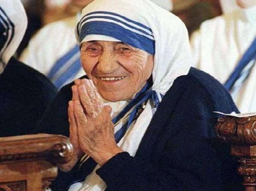 Qasje e re biografisë së Nënës Tereze