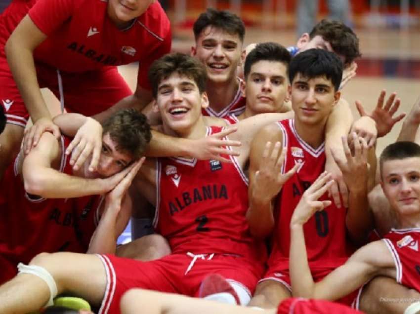 ​Shqipëria mposhtë Kosovën për medaljen e bronztë ne evropianin U16 në basketboll