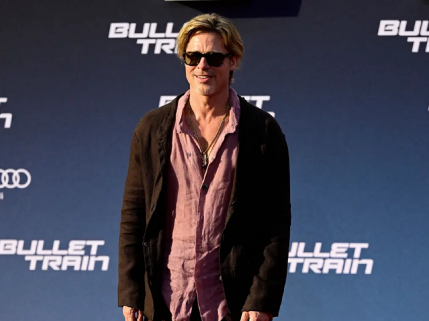 Brad Pitt i lë të gjithë pa fjalë me veshjen në daljen e fundit