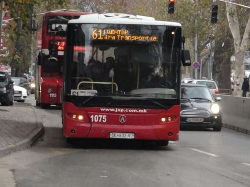 E sulmoi fizikisht udhëtarin, NPT Shkup pezullon shoferin e autobusit