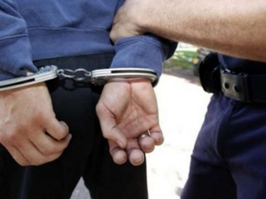 Italia dëbon shqiptarin, u arrestua tri herë për drogë 