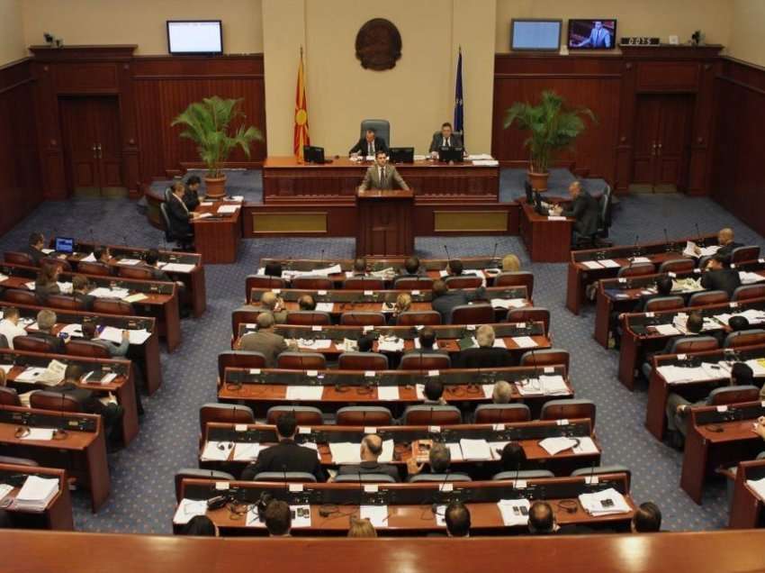 Opozita maqedonase me referendum kundër marrëveshjes me Bullgarinë
