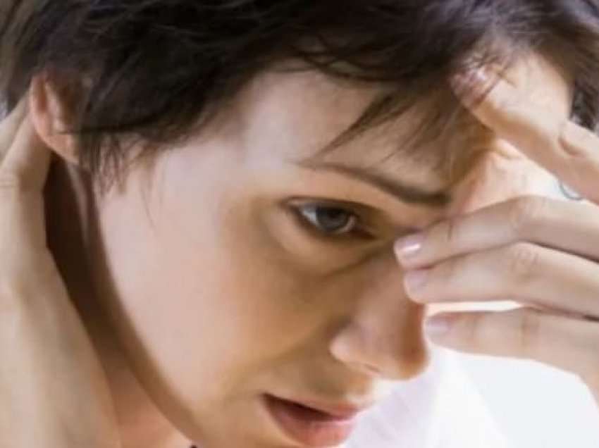 Shenjat që tregojnë se dhimbja e kokës është migrenë