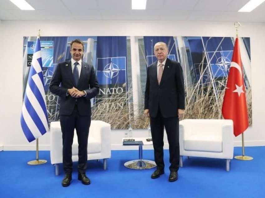 Provokimet në Egje, kryeministri grek i reagon me ironi Erdoganit