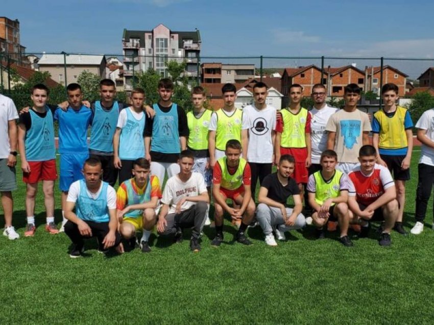 Në Gjilan u mbajt festivali i futbollit 