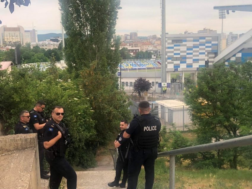 Policia në zbatim të planit operativ “Loja e futbollit Kosovë-Greqi”, rreth stadiumit “Fadil Vokrri”