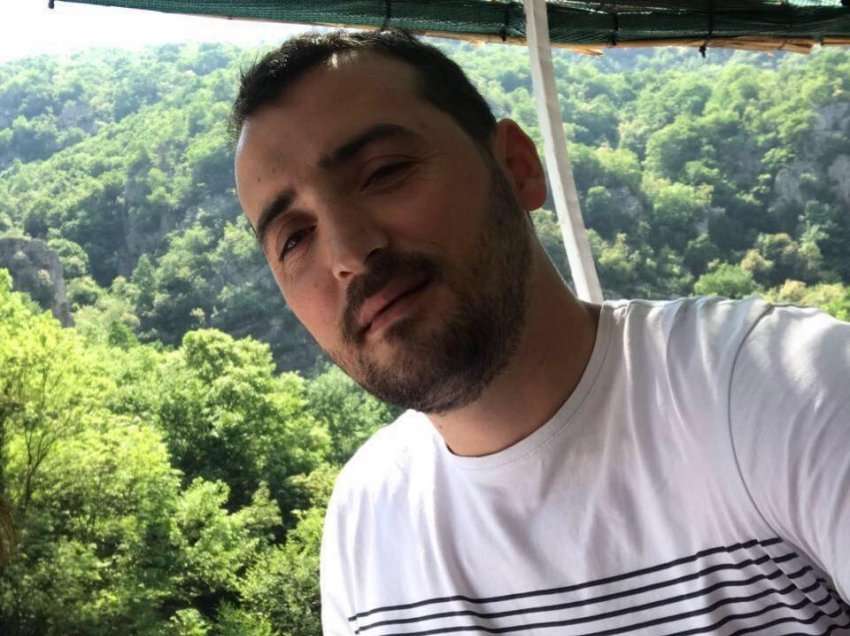 E dhimbshme: Publikohet emri dhe fotoja e të riut nga Podujeva që vdiq nga goditja e lisit në Prishtinë