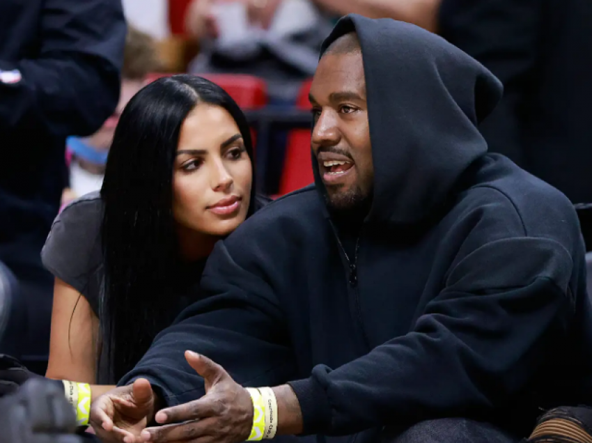 E dashura e Kanye West mohon lajmet e ndarjes: Kini respekt, është ditëlindja e tij