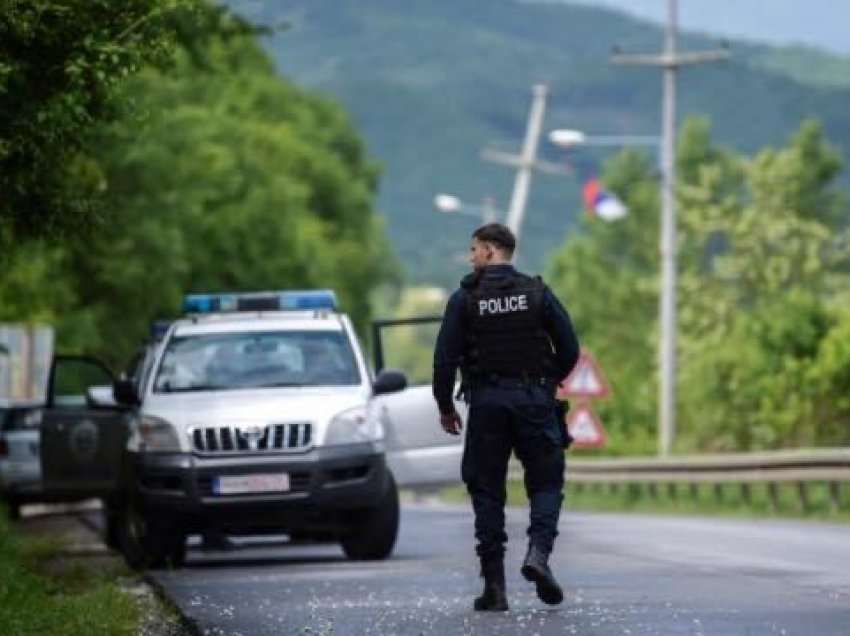 Ndaluan një kamion/ Sulmohet Policia e Kosovës në Veri