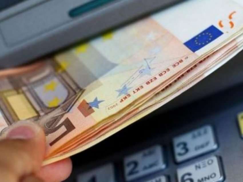 Diku është mbi 2 mijë euro, por ku rënditet Kosova me pagën minimale?