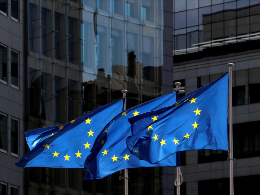 BE-ja përballet me një vendim 'historik' për anëtarësimin e Ukrainës