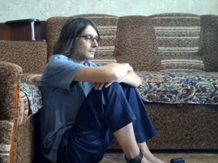 Nis gjyqi ndaj ish-korrespondentit të RFE/RL në Rusi sepse shkroi për luftën në Ukrainë
