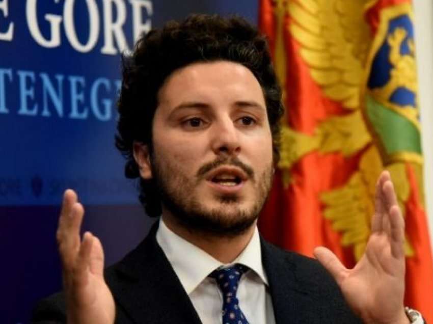 Abazoviq ankohet se dikush po i saboton projektetet e qeverisë së Mal të Zi