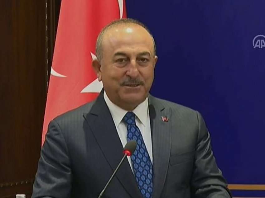 Ministri i Jashtëm turk: Turqia mbështet rrugën euroatlantike të Kosovës dhe dialogun me Serbinë