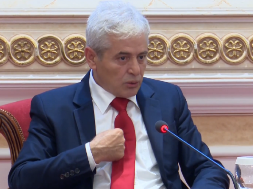 Ali Ahmeti: Ose marrëveshje historike me Serbinë ose duhet të luftohet