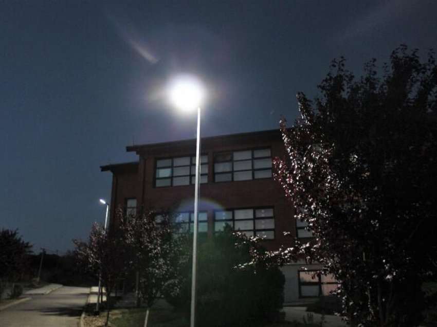 Komuna e Prishtinës nis ndriçimin e të gjitha shkollave të kryeqytetit