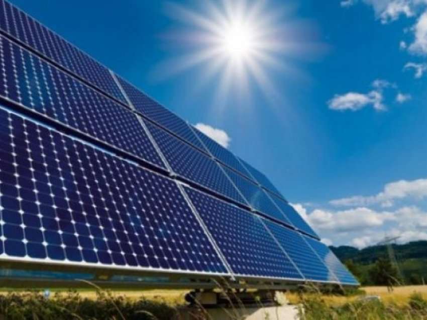 Subvencionimi i paneleve diellore për dalje nga kriza energjetike