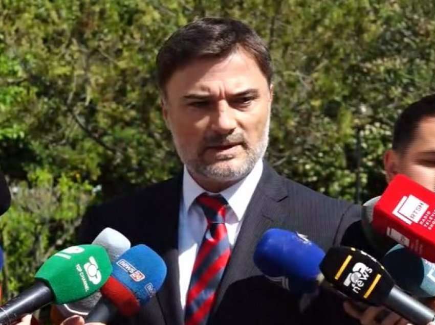 Alibeaj me deklaratë të fortë kundër Berishës: Nuk është ai shpresa e njerëzve