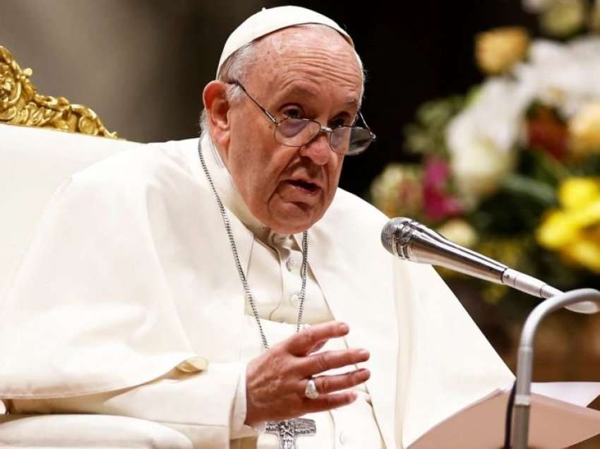 Papa Françesku akuzon Rusinë për agresion dhe imperializëm në Ukrainë