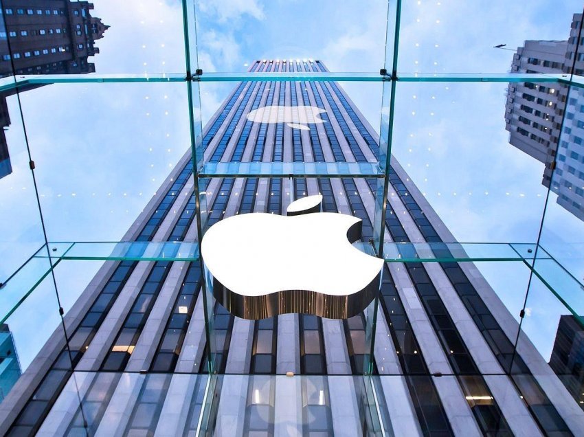 Apple humb kryesimin si kompania më e vlefshme në botë