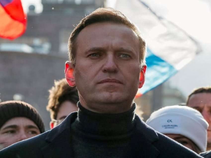 Navalny bën thirrje nga burgu: Dilni dhe protestoni kundër luftës!