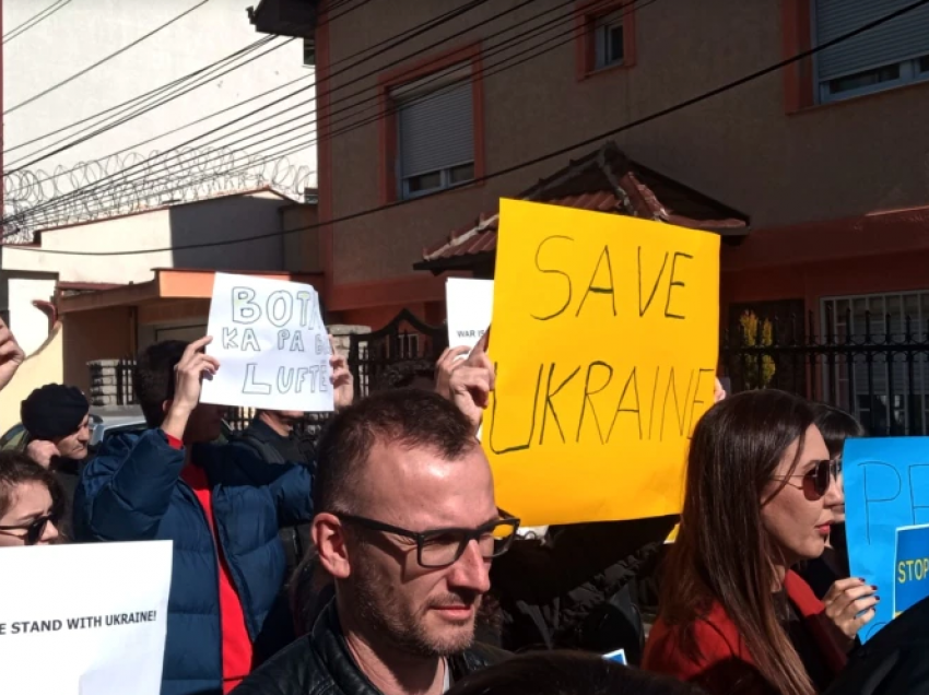 Tre shtetas të Kosovës largohen nga Ukraina