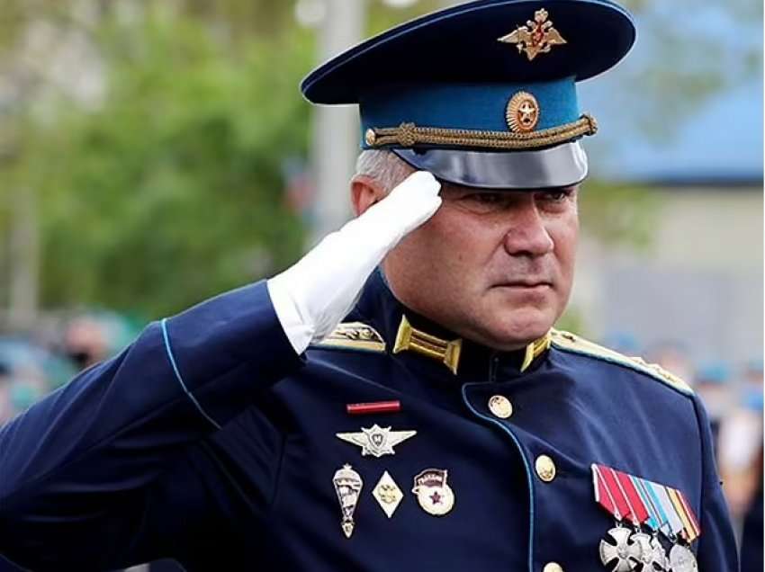 Snajperisti ukrainas e vret gjeneralin rus