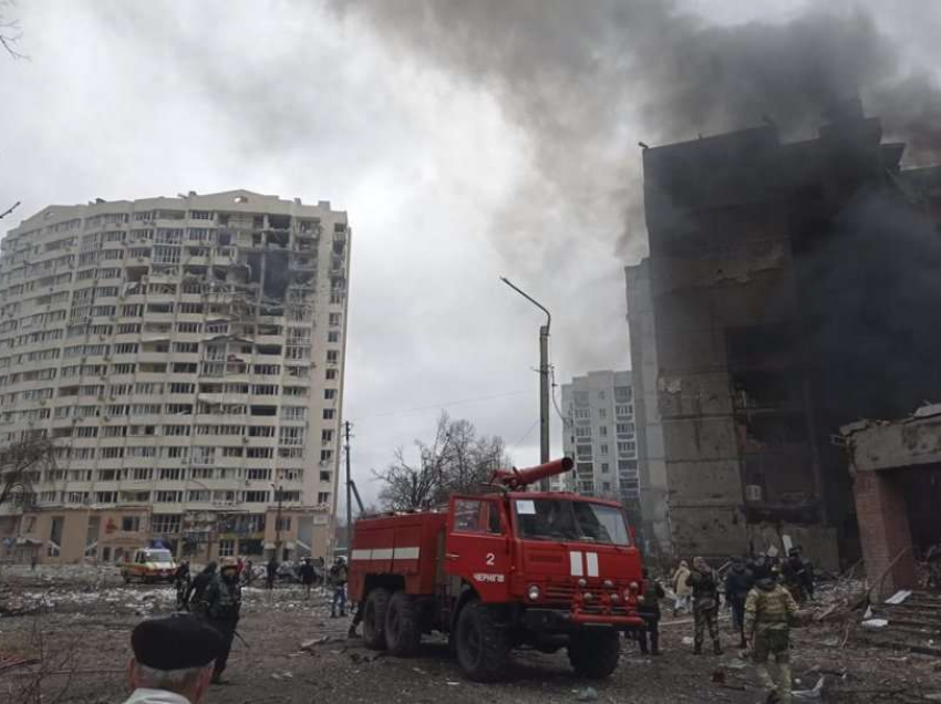 Sulmi rus në Çernihiv la 47 të vdekur