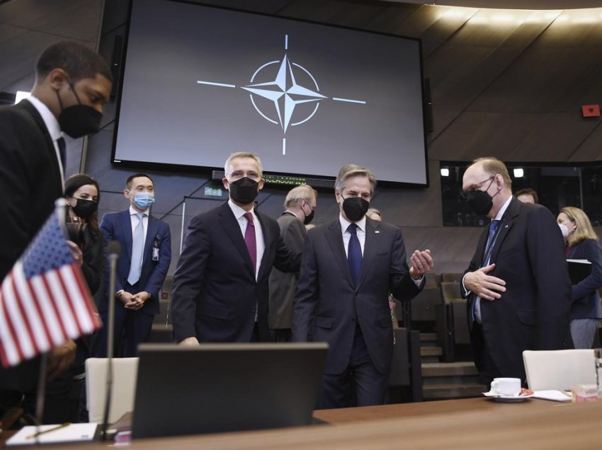 NATO konfirmon atë që të gjithë i frikësoheshin, lufta mund të përhapet edhe në dy shtete tjera
