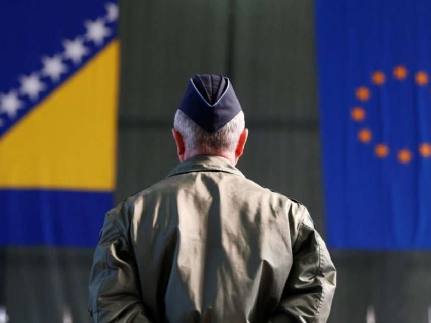 Më shumë trupa paqeruajtëse të udhëhequra nga BE-ja mbërrijnë në Bosnje