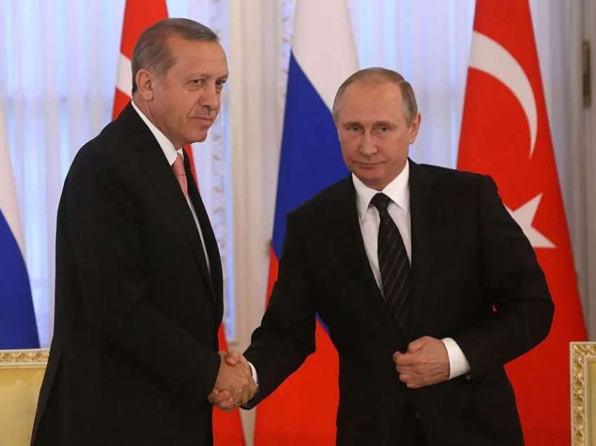 Erdogan pritet të flasë nesër me Putin