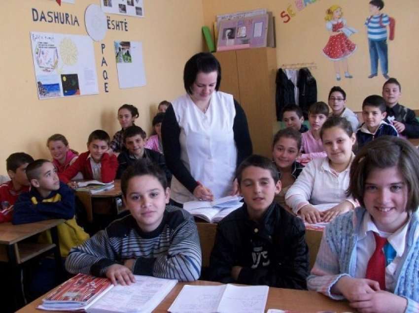 ​7 marsi - festa shqiptare e mësuesit