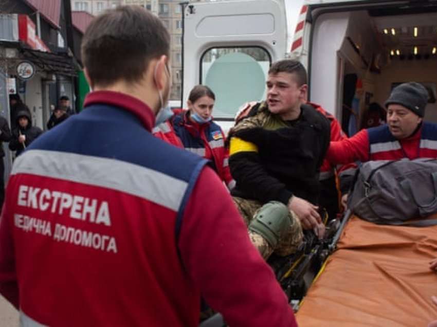 Gjashtëdhjetë e një spitale në Ukrainë nuk janë funksionale