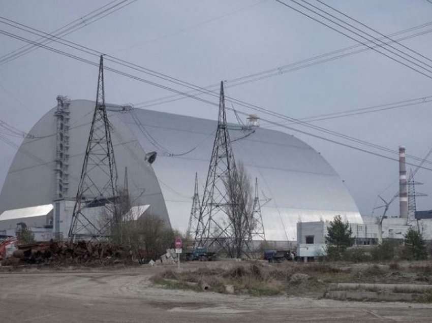 Lukashenko urdhëron specialistët bjellorusë të sigurojnë furnizim me energji elektrike për centralin e Çernobilit